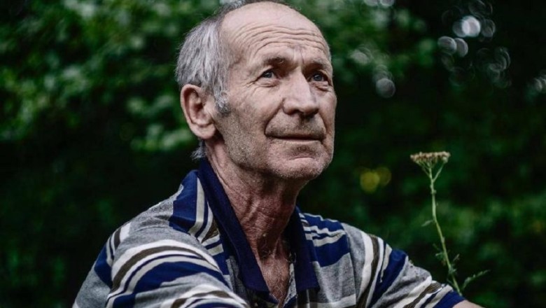 A Granddaughter's Love Conquers Loneliness: This Heartwarming Tale Will Bring You to Tears